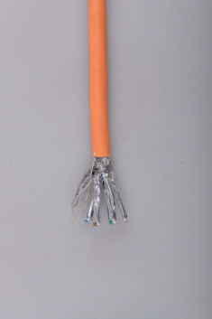Витая пара ITK кабель связи S/FTP (экранированный) категория 6а 4 пары 23 AWG ПВХ серый (305м)